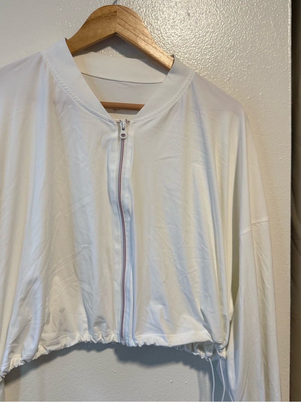 Halara White Zip-Front Cropped Windbreaker Top - Picture 3 of 5